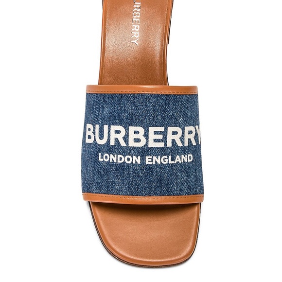 Burberry’s sandals - Picture 1 of 3